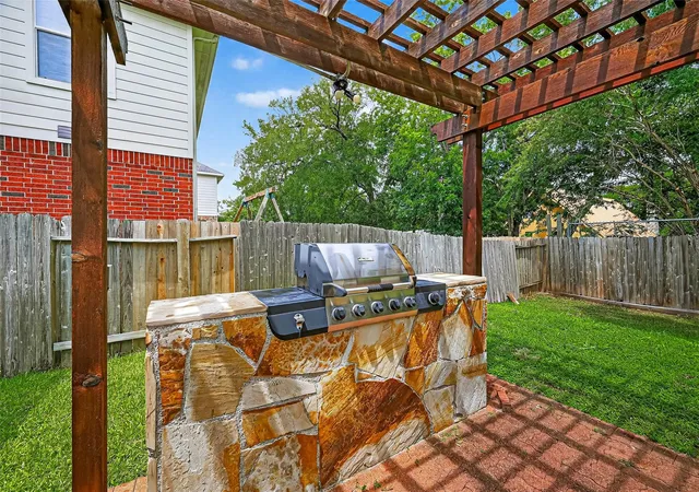 Homes for sale in Sugar Land, TX | 16602 Pademelon Dr, Sugar Land, TX 77498 | MLS# 82060793