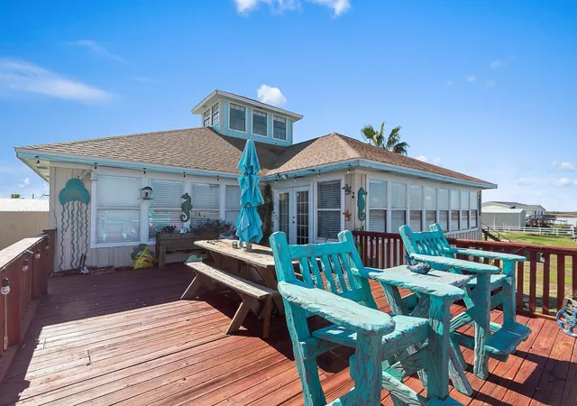 Photo 3 of Single family home for sale at 222 Fishermans Isle, Brazoria, TX 77422 | MLS# 89528337 | Listing updated on 2026-09-16