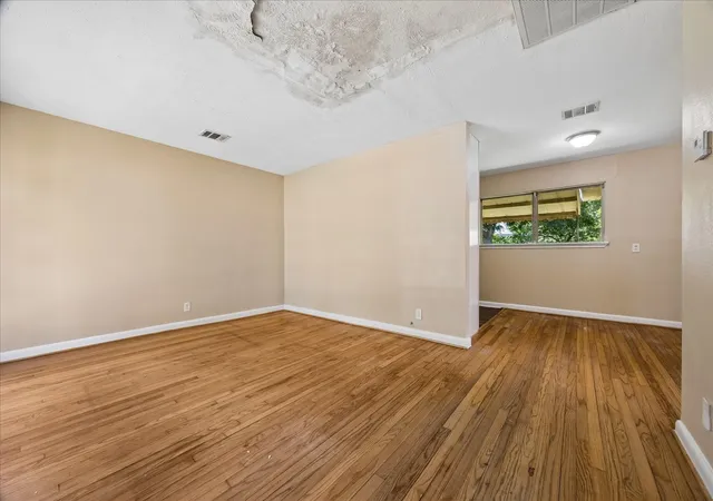 2nd image of 2405 Pomona Dr, Pasadena, TX 77506 | MLS# 25851200