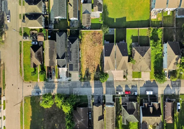 Photo 4 of Land for sale at Tbd Delhi St, Houston, TX 77022 | MLS# 30252128 | Listing updated on 2026-10-02