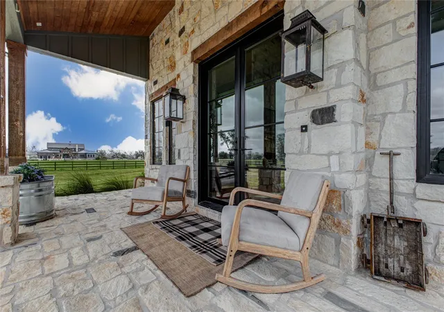 3rd image of 4803 Riverbend Ct, Fulshear, TX 77441 | MLS# 94805352