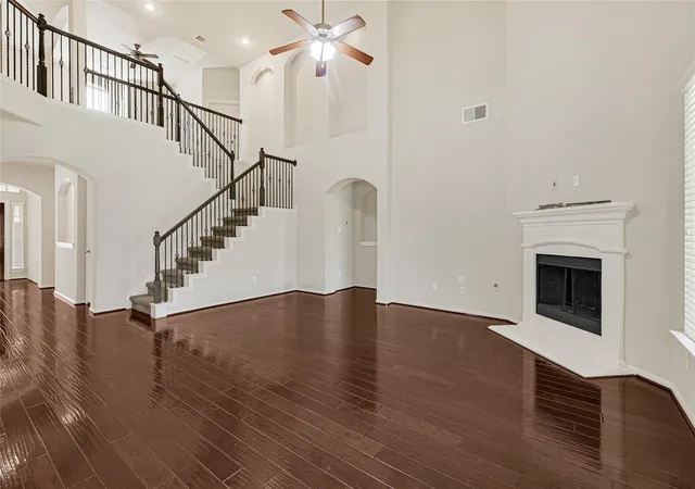Photo 1 of Single family home for sale at 736 Somerset Landing Ln, League City, TX 77573 | MLS# 36305696 | Listing updated on 2026-08-28