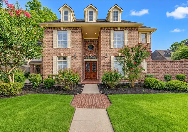 Photo 1 of Single family home for sale at 1131 Plantation Dr, Richmond, TX 77406 | MLS# 12003674 | Listing updated on 2026-09-19