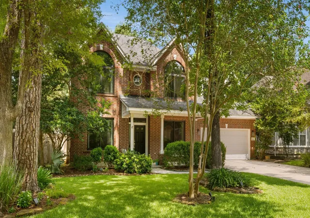 Homes for sale in The Woodlands, TX | 15 S Piney Plains Cir, The Woodlands, TX 77382 | MLS# 97877081