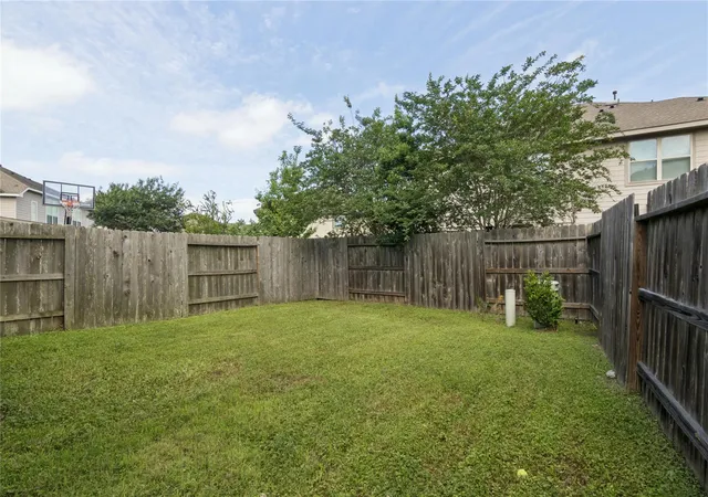 24th image of 1815 Ryon Falls Dr, Richmond, TX 77469 | MLS# 70065005