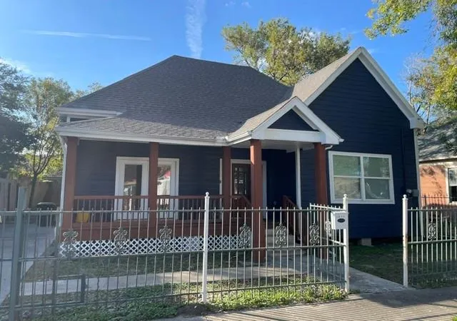 1st image of 1607 Chapman St, Houston, TX 77009 | MLS# 81534800
