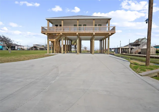 Photo 4 of Single family home for sale at 960 S Sage Rd, Port Bolivar, TX 77650 | MLS# 92440420 | Listing updated on 2026-06-09