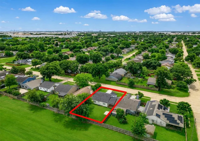 Photo 4 of Single family home for sale at 13330 Chimney Sweep Dr, Houston, TX 77041 | MLS# 34378062 | Listing updated on 2026-08-24