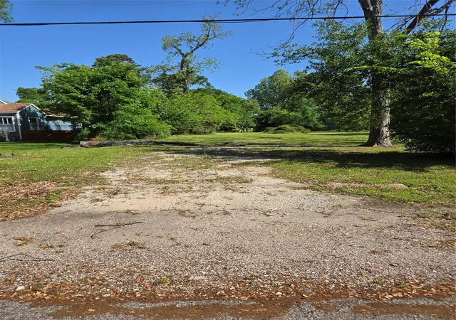 Photo 4 of Land for sale at 502 Del Norte St, Houston, TX 77018 | MLS# 77826361 | Listing updated on 2026-05-07