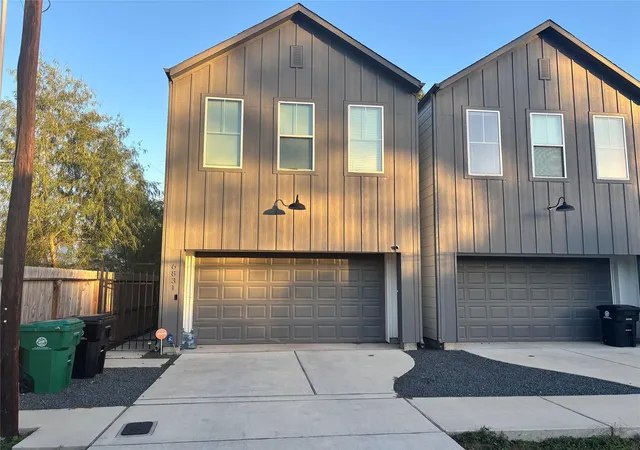 1st image of 6831 Paris St, Houston, TX 77021 | MLS# 11032960