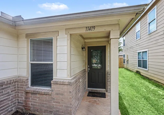2nd image of 11419 Flying Geese Ln, Tomball, TX 77375 | MLS# 51393864