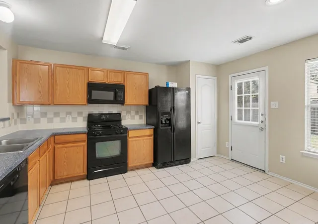 5th image of 11419 Flying Geese Ln, Tomball, TX 77375 | MLS# 51393864
