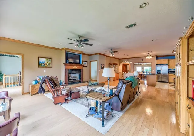 Photo 3 of Single family home for sale at 172 Cedar Ln, Livingston, TX 77351 | MLS# 10827317 | Listing updated on 2026-08-07