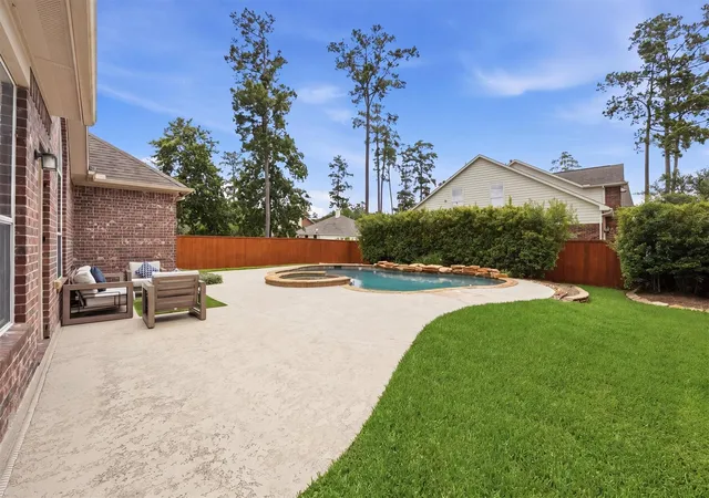 3rd image of 115 S Rocky Point Cir, Spring, TX 77389 | MLS# 98154159