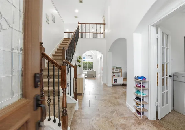 5th image of 115 S Rocky Point Cir, Spring, TX 77389 | MLS# 98154159
