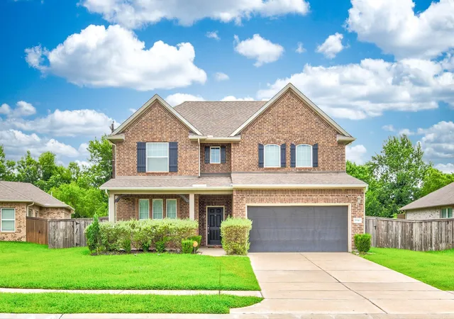 Photo 1 of Single family home for sale at 5943 Pearland Pl, Pearland, TX 77581 | MLS# 62103969 | Listing updated on 2026-09-21