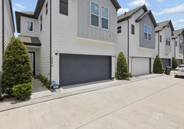 Photo 2 of Single family home for sale at 3208 Bostic St #A, Houston, TX 77093 | MLS# 16946189 | Listing updated on 2026-07-22