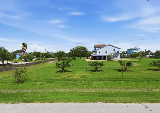 2nd image of 0 21st, Dickinson, TX 77539 | MLS# 21583687