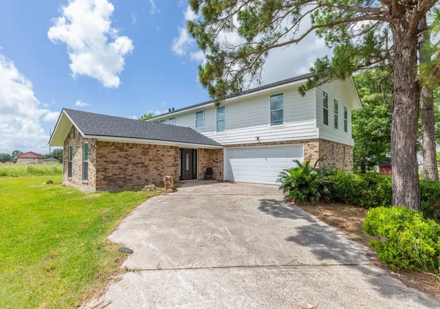 Homes for sale in Port Arthur, TX | 5817 Oleander St, Port Arthur, TX 77640 | MLS# 28967681