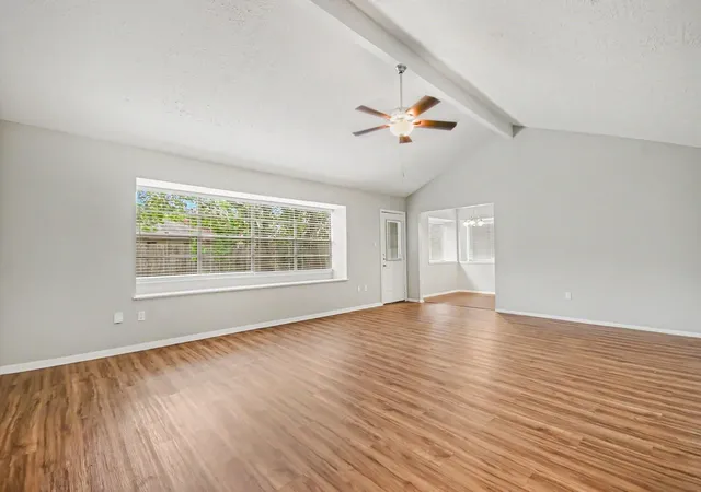 Photo 4 of Single family home for sale at 16215 Barcelona Dr, Friendswood, TX 77546 | MLS# 90560704 | Listing updated on 2026-09-23