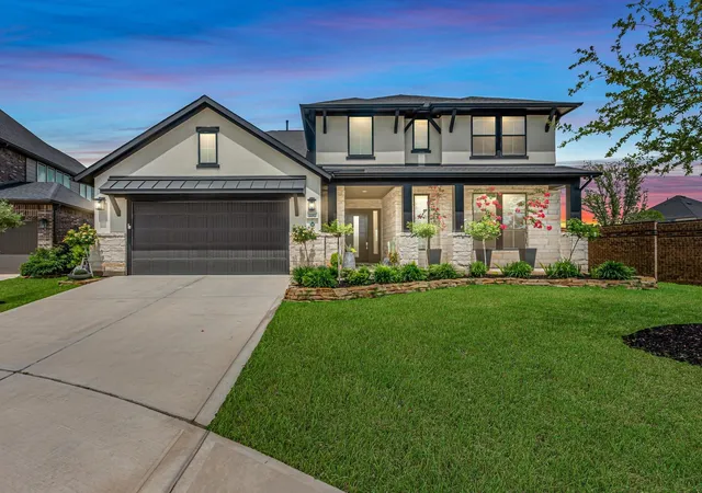 Photo 1 of Single family home for sale at 32002 Crested Knoll Ct, Fulshear, TX 77441 | MLS# 96392674 | Listing updated on 2026-04-21