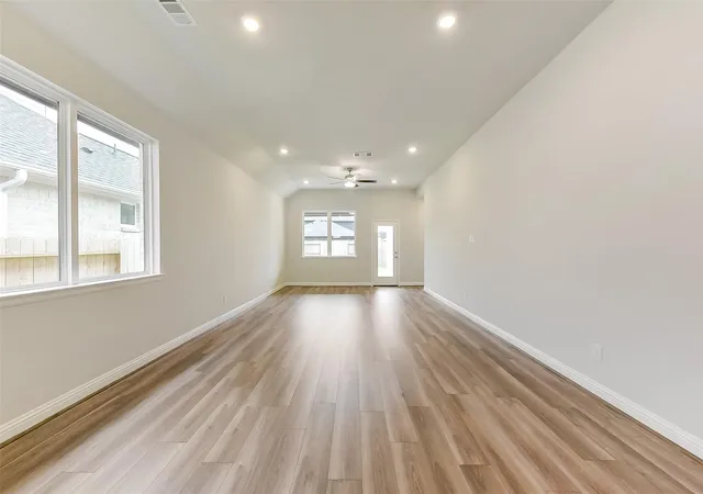 5th image of 16323 Placid Stream St, Conroe, TX 77302 | MLS# 54293466