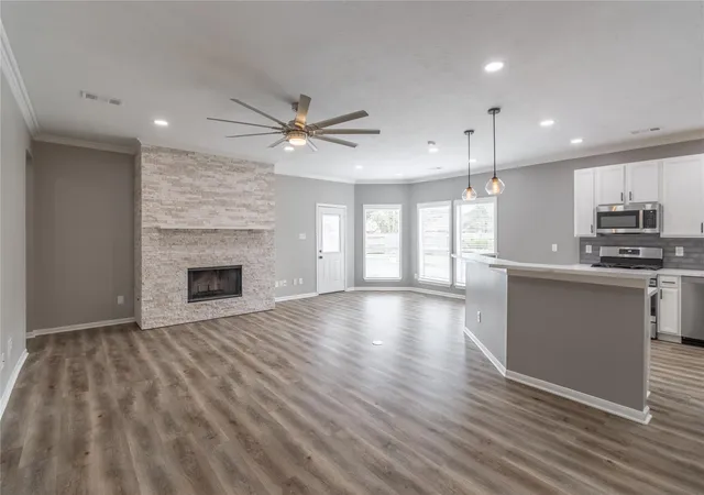 Photo 3 of Single family home for sale at 803 Featherbrook Ct, Sugar Land, TX 77479 | MLS# 78740240 | Listing updated on 2026-10-05