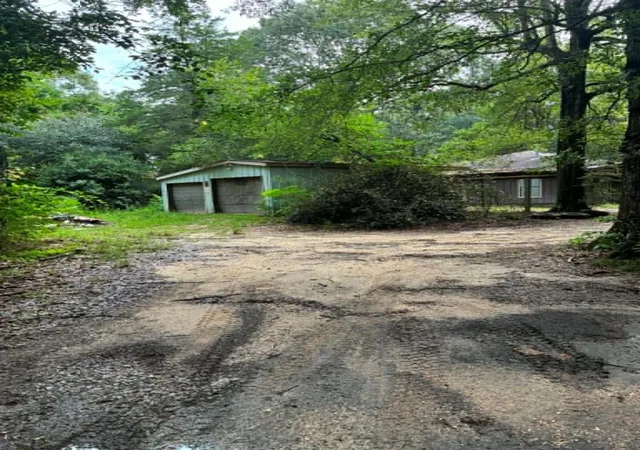 Photo 4 of Single family home for sale at 360 L R Outlaw Ln, Cleveland, TX 77328 | MLS# 57925267 | Listing updated on 2026-09-09