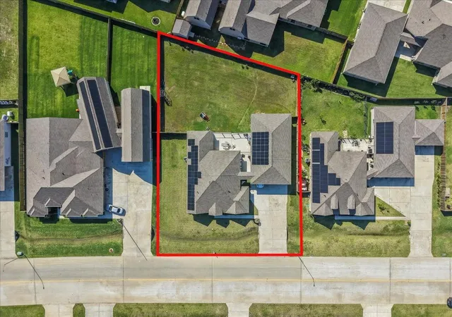 2nd image of 3606 Pedregal Dr, Dickinson, TX 77539 | MLS# 90608288