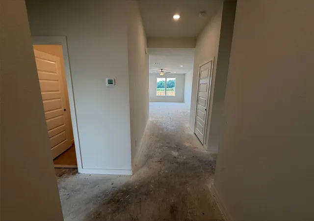 2nd image of 306 Rockbridge Dr, Huntsville, TX 77340 | MLS# 3382019