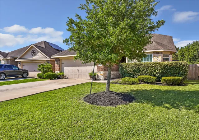 Photo 3 of Single family home for sale at 20551 Iron Seat Dr, Hockley, TX 77447 | MLS# 37661226 | Listing updated on 2026-10-05