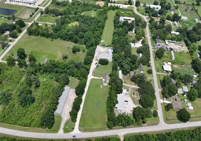 2nd image of 27930 Calvert Rd, Tomball, TX 77377 | MLS# 16624479