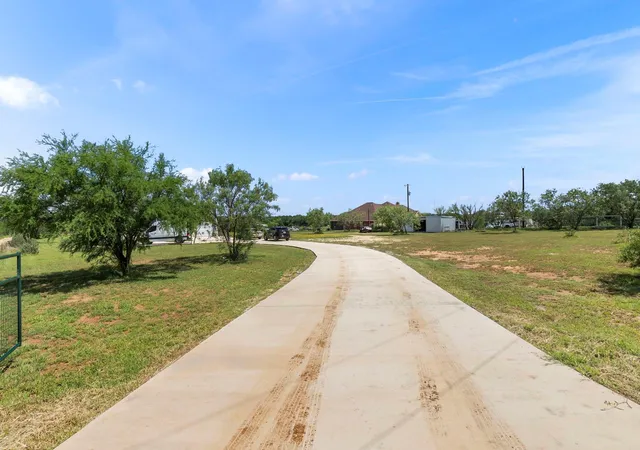 38th image of 225 Buttercup Ln, Floresville, TX 78114 | MLS# 48008125
