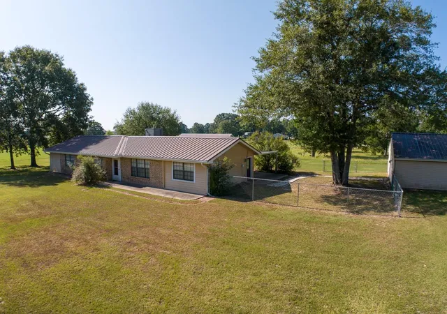 5th image of 3308 County Road 4505, Crockett, TX 75835 | MLS# 69340106