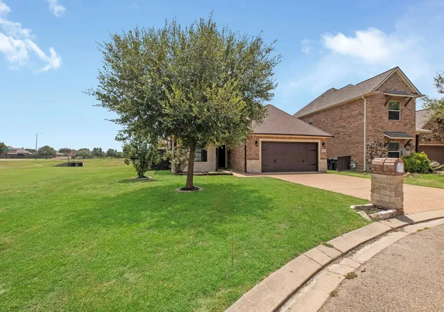 1st image of 4107 Cripple Creek Ct, College Station, TX 77845 | MLS# 86202577