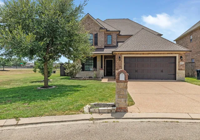 2nd image of 4107 Cripple Creek Ct, College Station, TX 77845 | MLS# 86202577