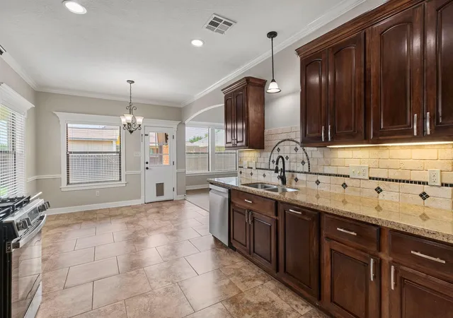 5th image of 4107 Cripple Creek Ct, College Station, TX 77845 | MLS# 86202577