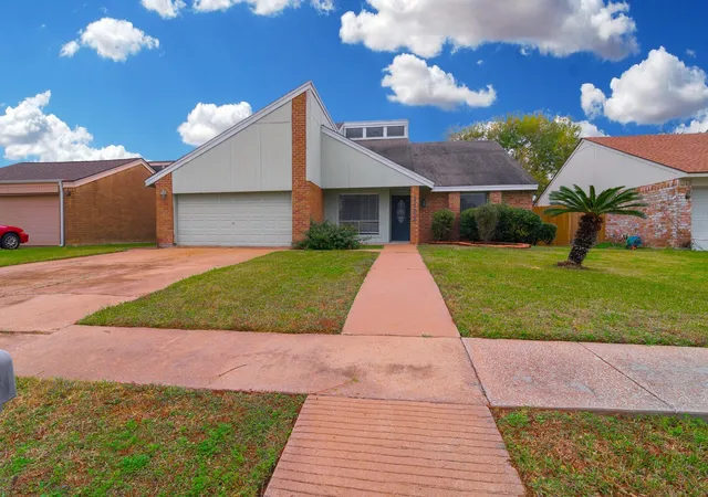 1st image of 1122 New Tree Ln, Missouri City, TX 77489 | MLS# 82292871