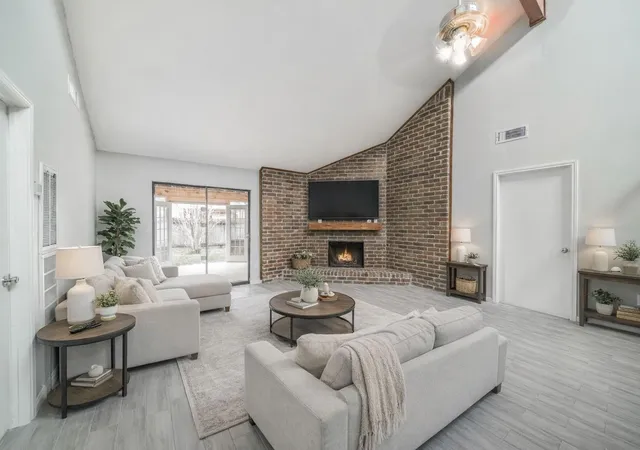 2nd image of 1122 New Tree Ln, Missouri City, TX 77489 | MLS# 82292871