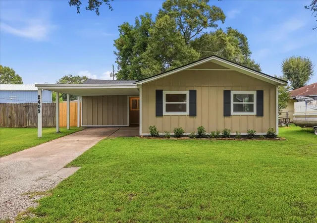 1st image of 2409 Grand Blvd, Port Neches, TX 77651 | MLS# 39293548