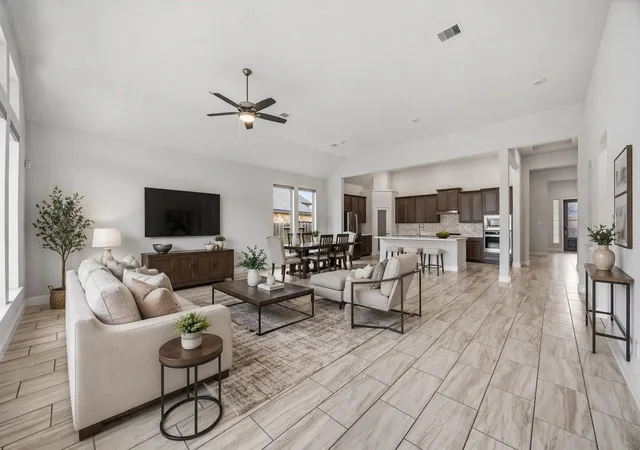 5th image of 2263 Vanessa Cay Ln, La Porte, TX 77571 | MLS# 52631161