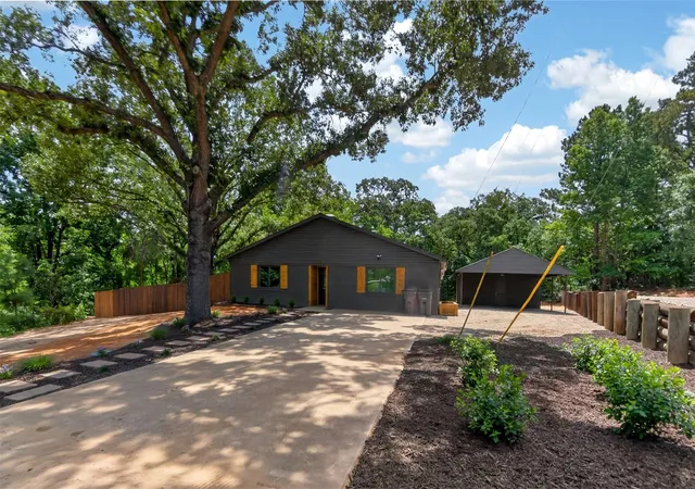 Homes for sale in Tyler, TX | 14219 County Road 1252, Tyler, TX 75709 | MLS# 57324816