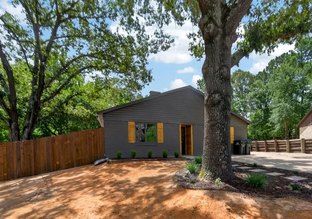 Homes for sale in Tyler, TX | 14219 County Road 1252, Tyler, TX 75709 | MLS# 57324816
