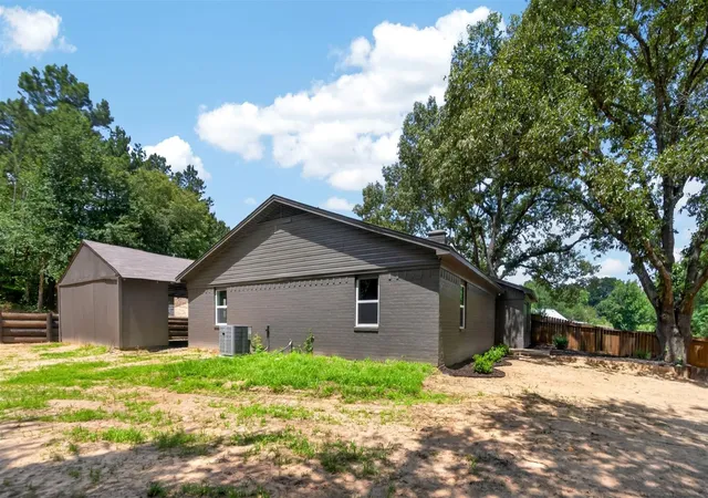 Homes for sale in Tyler, TX | 14219 County Road 1252, Tyler, TX 75709 | MLS# 57324816