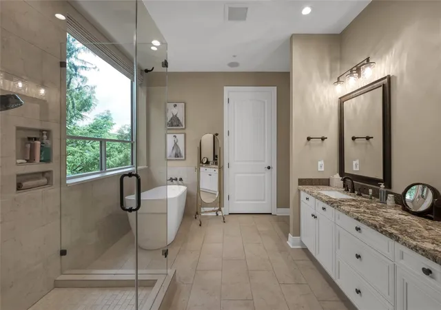 24th image of 1 Waterway Ct #3F/4F, Spring, TX 77380 | MLS# 34296200