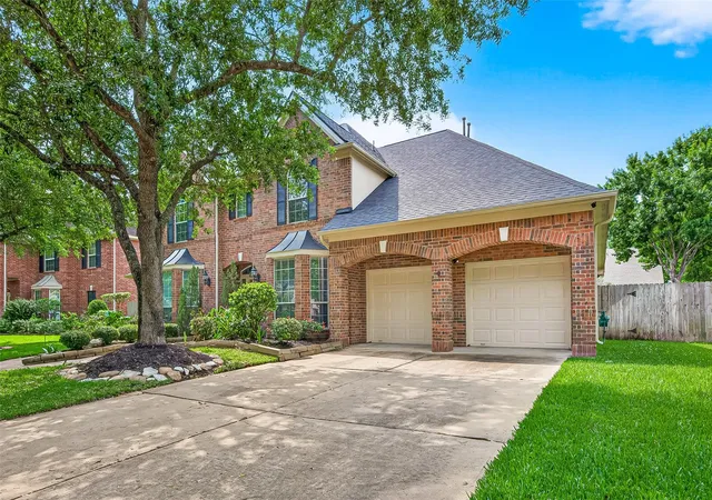 Photo 2 of Single family home for sale at 6638 Sutters Crk Trl, Missouri City, TX 77459 | MLS# 9873972 | Listing updated on 2026-07-20