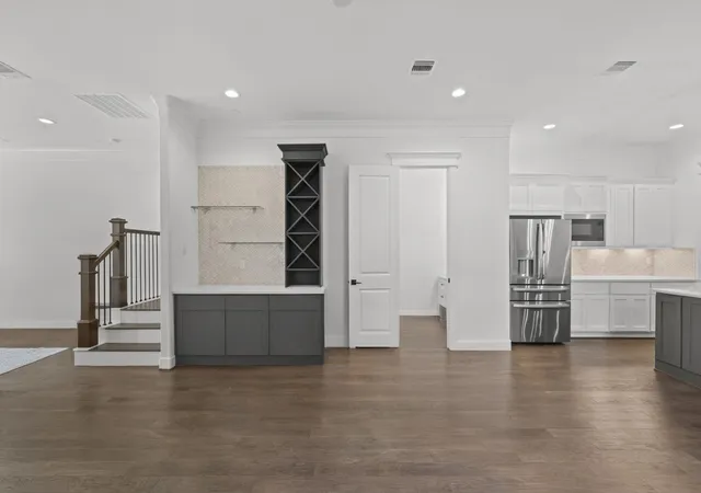 5th image of 1128 Malone St, Houston, TX 77007 | MLS# 24840762