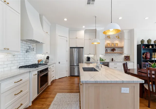3rd image of 1522 Lawrence St, Houston, TX 77008 | MLS# 10710309