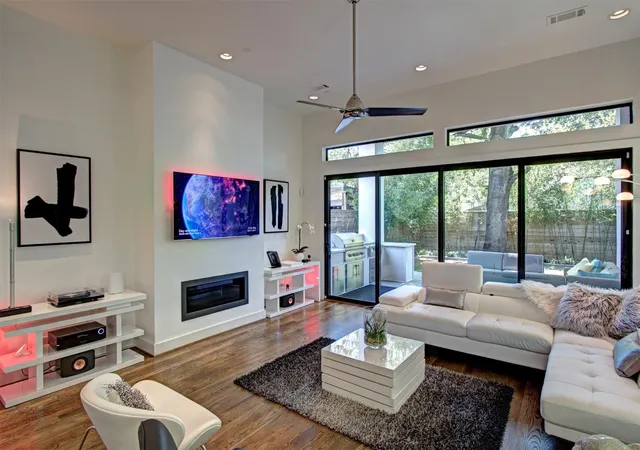 5th image of 6017 San Felipe St, Houston, TX 77057 | MLS# 90103393