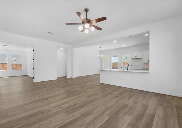 Photo 3 of Single family home for sale at 7803 Topaz Ridge Dr, Angleton, TX 77515 | MLS# 25749745 | Listing updated on 2026-09-21